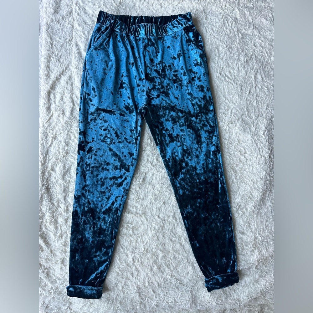 Ecote blue velvet pants